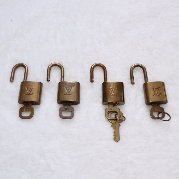 Louis Vuitton Brass R10000 Lock & Key Sets